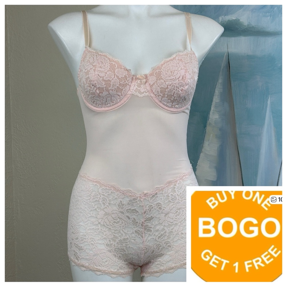 Rampage bodysuit size 36B Pink
